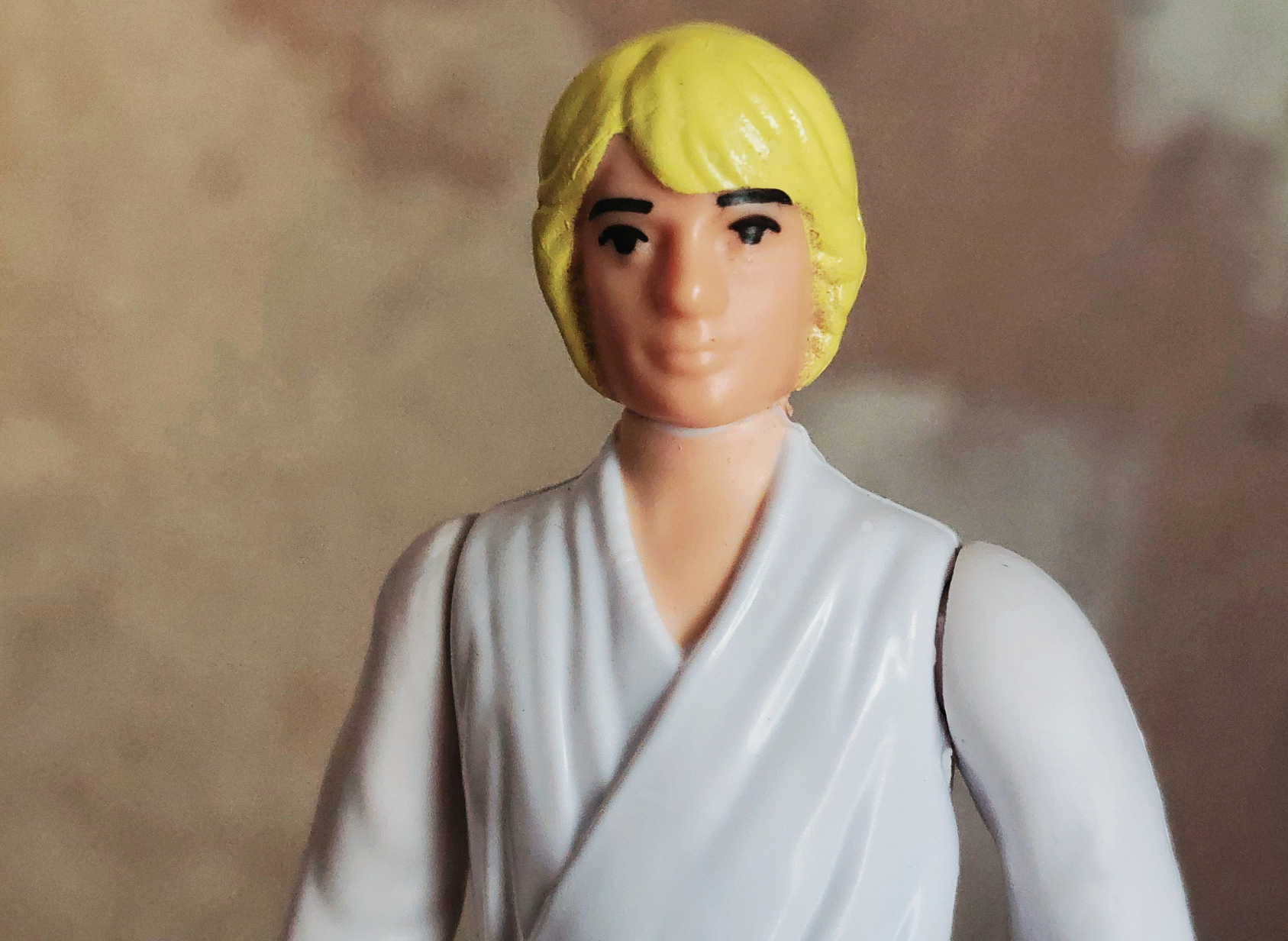Retro Collection Luke Skywalker close up, bright yellow hair and all